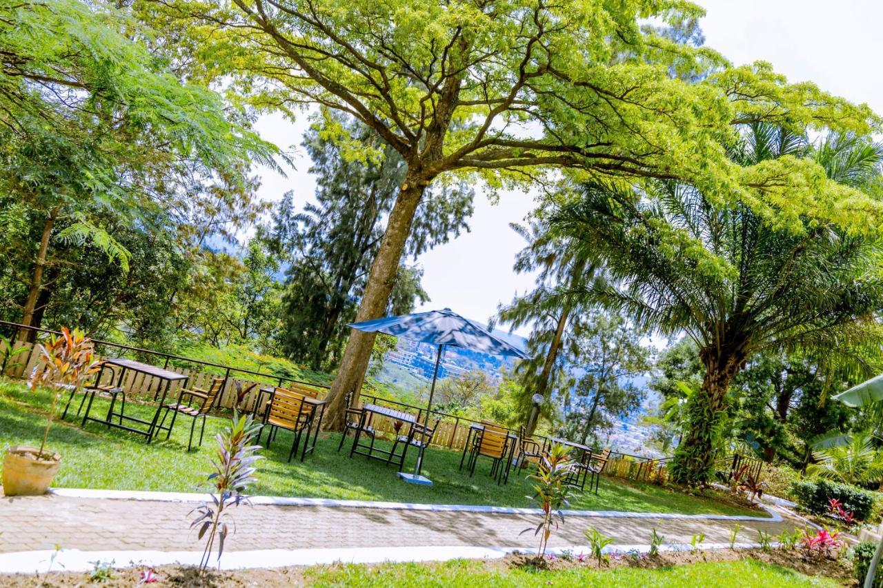 Nature Kigali Luaran gambar