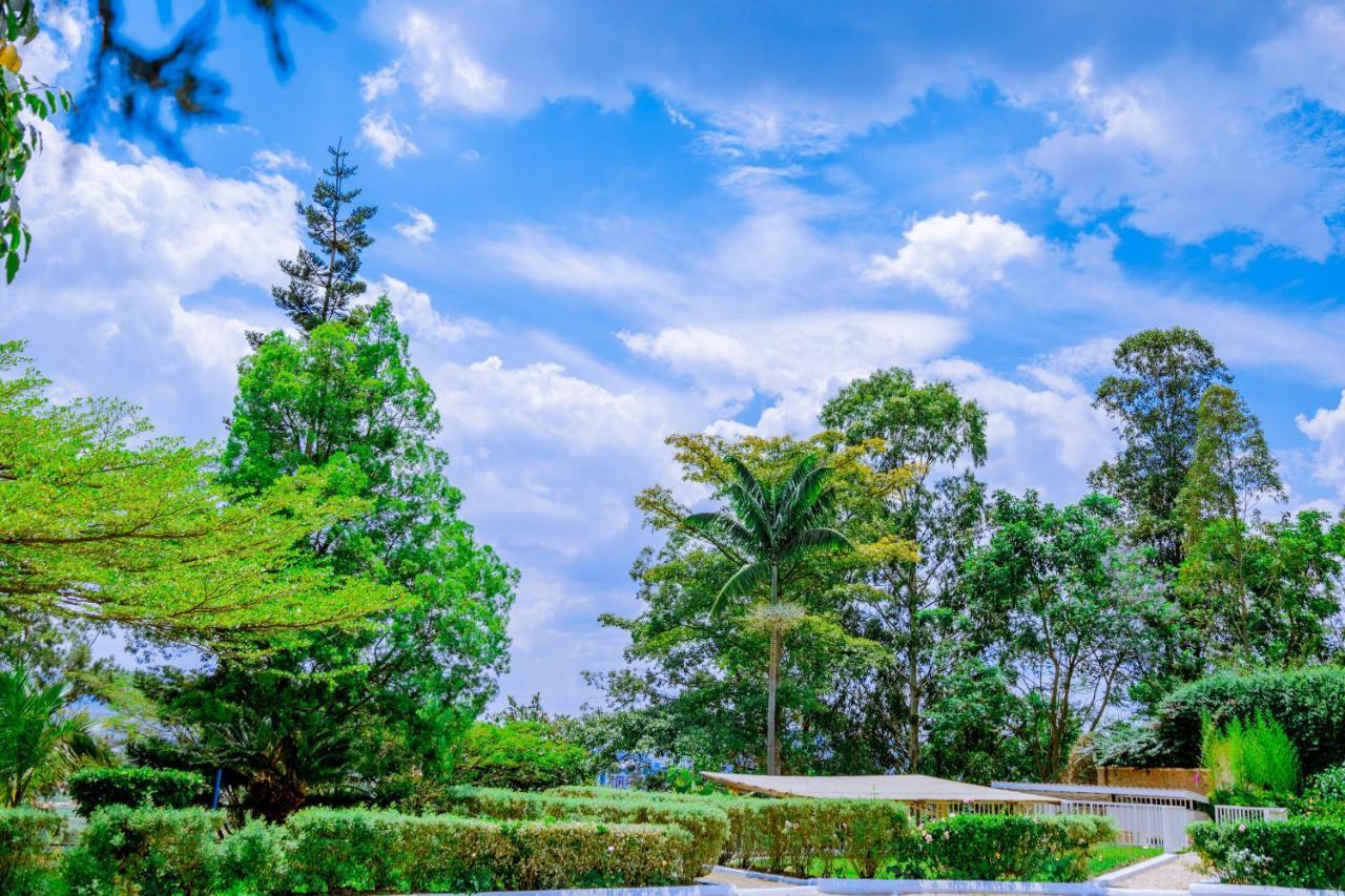 Nature Kigali Luaran gambar
