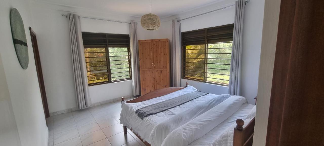 Nature Kigali Luaran gambar