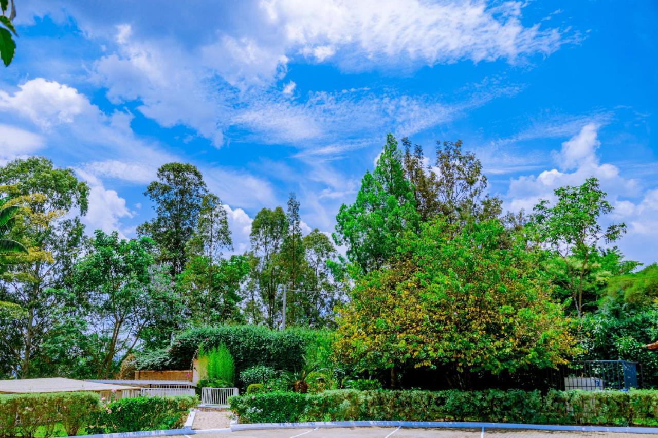 Nature Kigali Luaran gambar